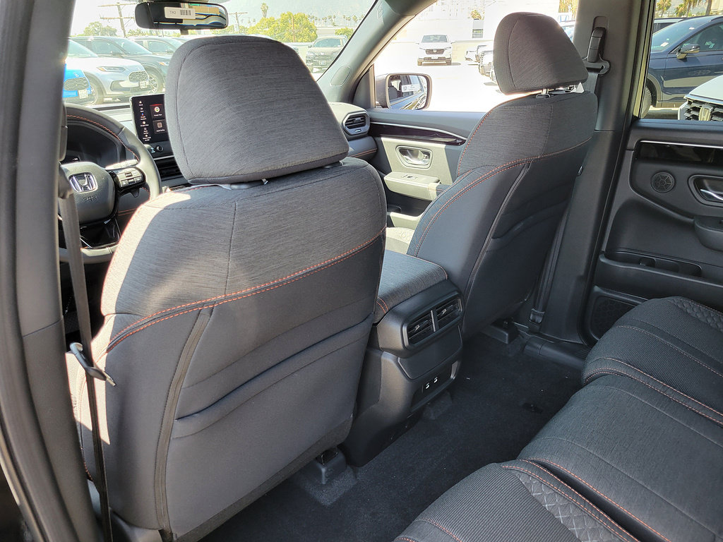 New 2026 Honda Pilot Sport image 12