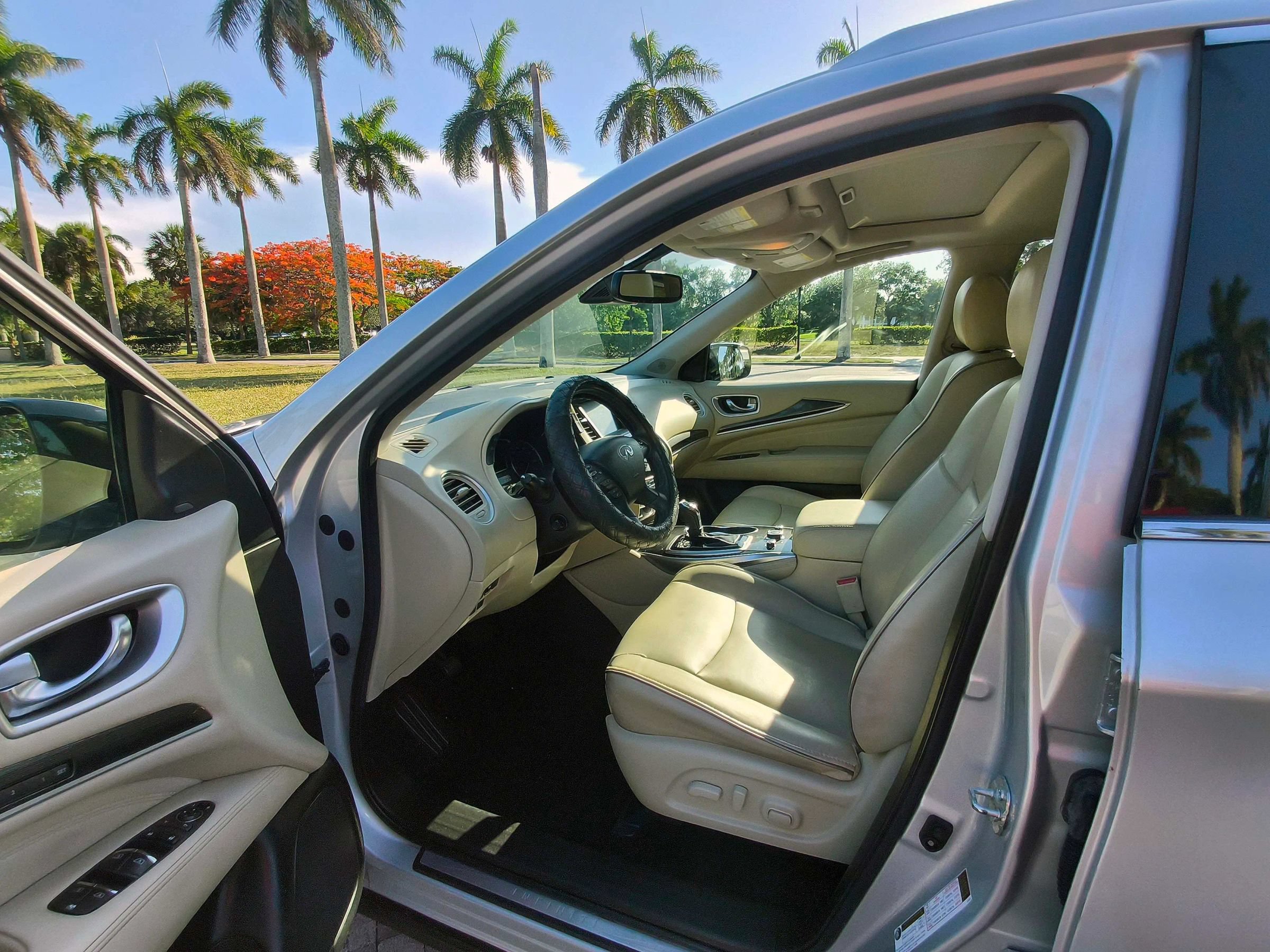 Used 2020 INFINITI QX60 Luxe FWD image 6