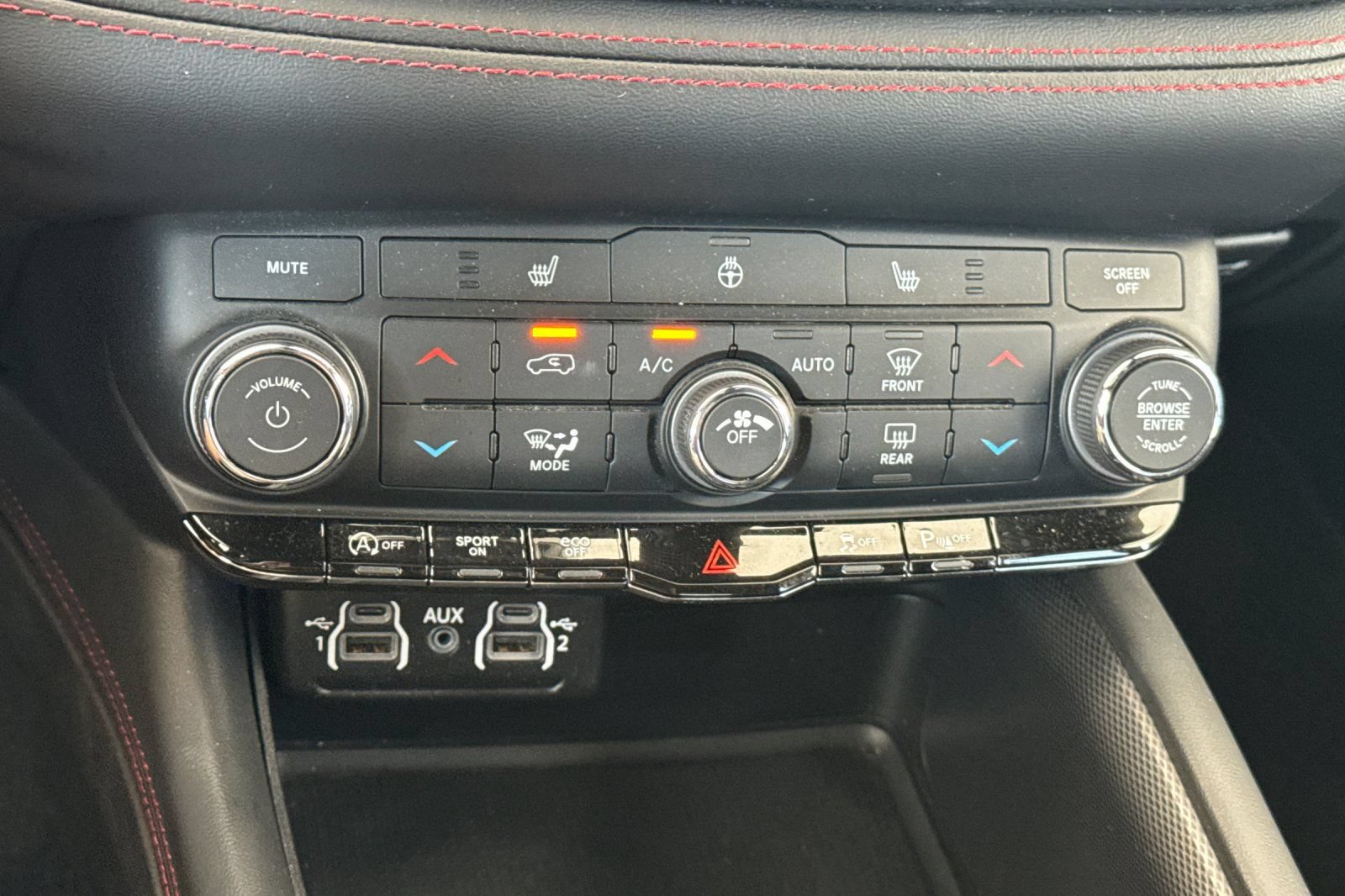 Used 2025 Dodge Durango GT AWD/4WD image 29
