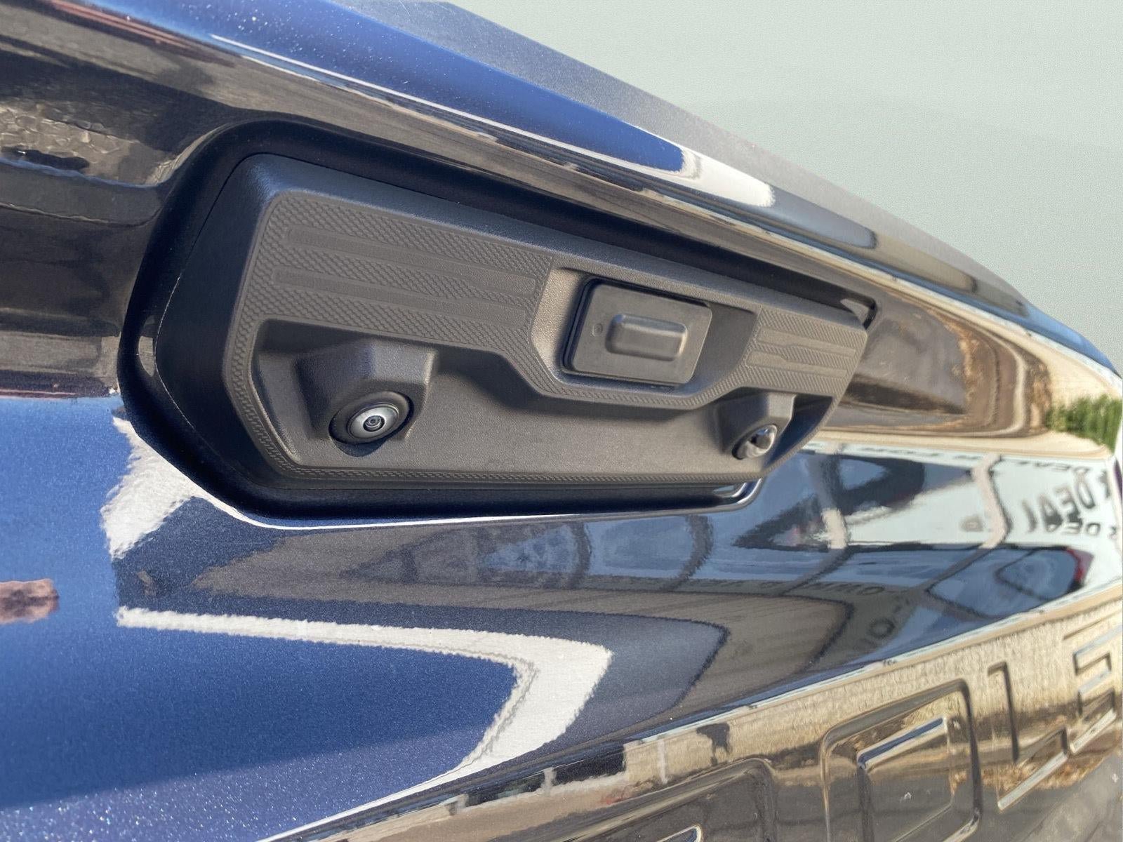 Used 2024 Chevrolet Silverado 1500 LT AWD/4WD image 26