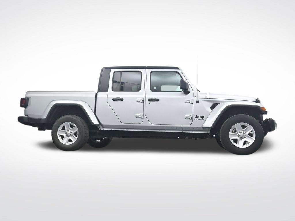 Used 2023 Jeep Gladiator Sport AWD/4WD image 30