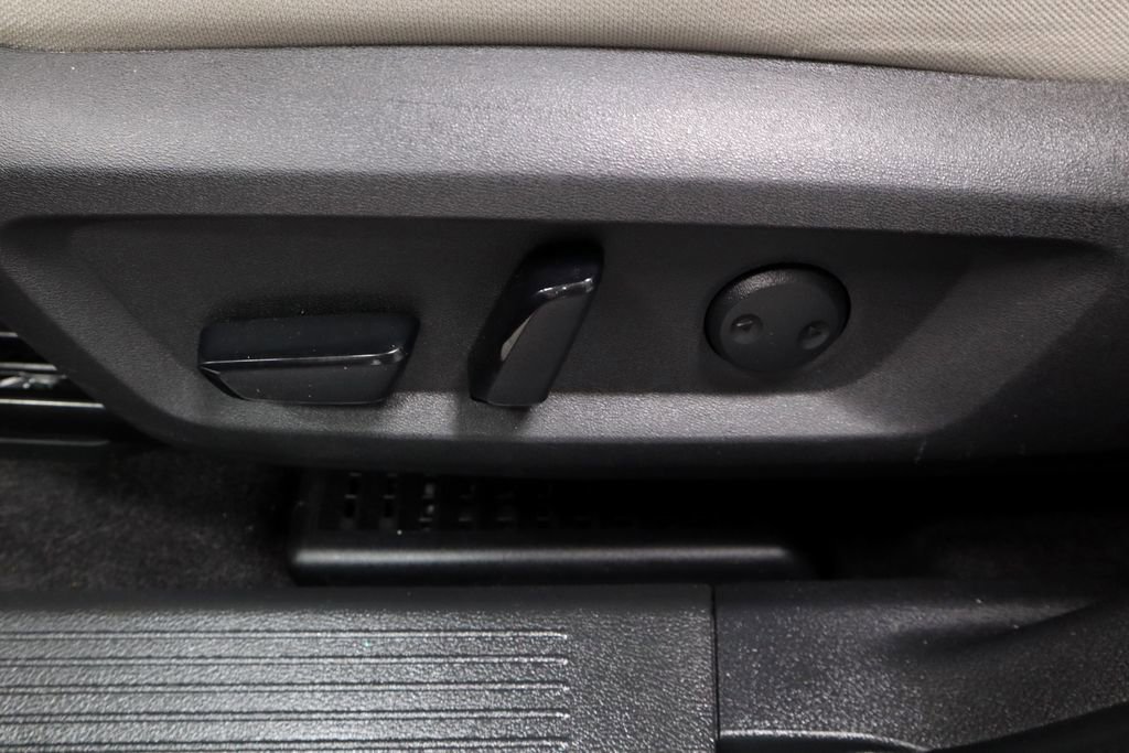 Certified 2023 Nissan Rogue SV image 23