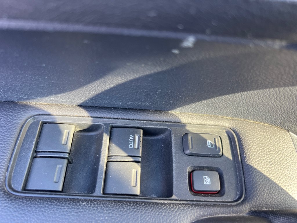 Used 2011 Honda CR-V EX-L image 25