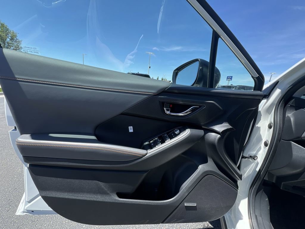 Used 2025 Subaru Crosstrek 2.5i Limited w/ Crosstrek Mirror Package AWD/4WD image 22