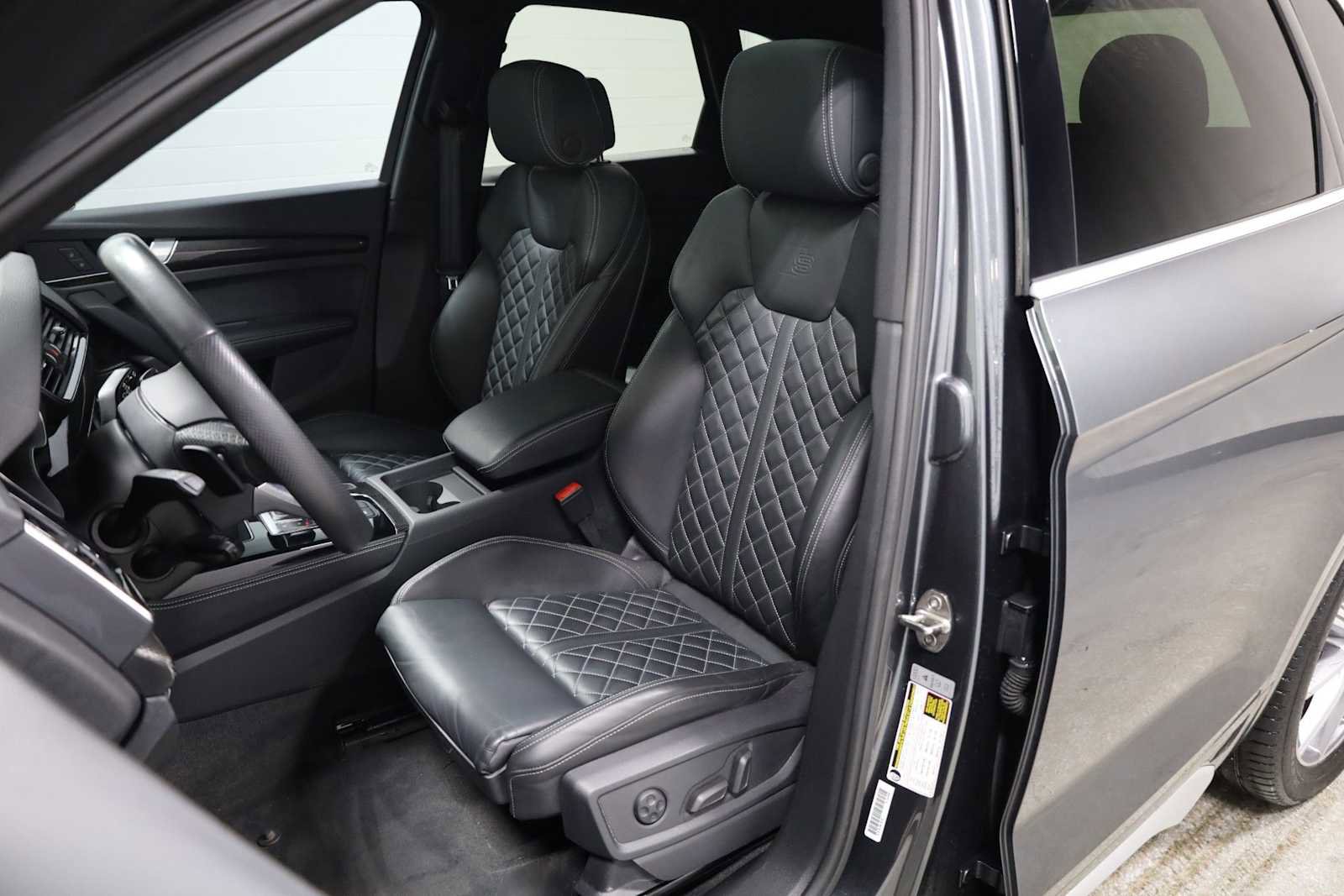 Used 2023 Audi SQ5 Premium Plus w/ Premium Plus Package image 5