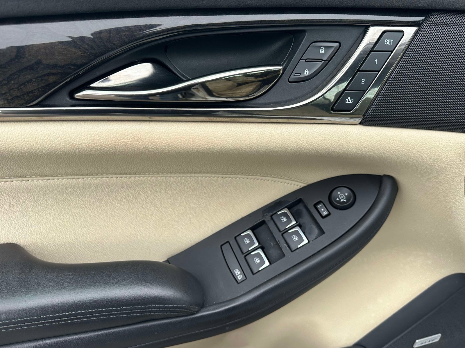 Used 2019 Cadillac CTS Luxury image 24