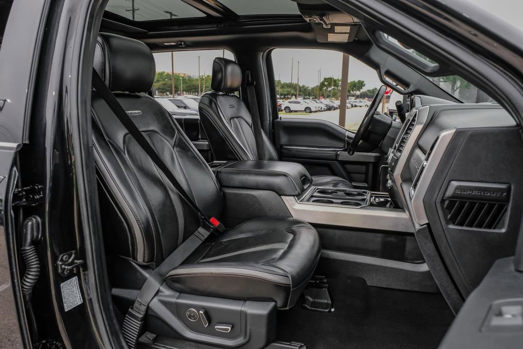 Used 2020 Ford F250 Platinum w/ Tremor Off-Road Package AWD/4WD image 30