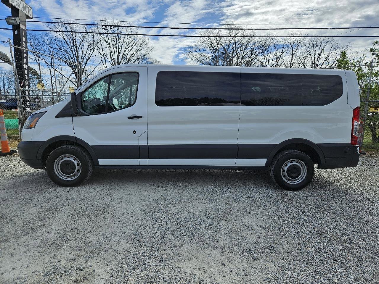 Used 2018 Ford Transit 350 XL image 2