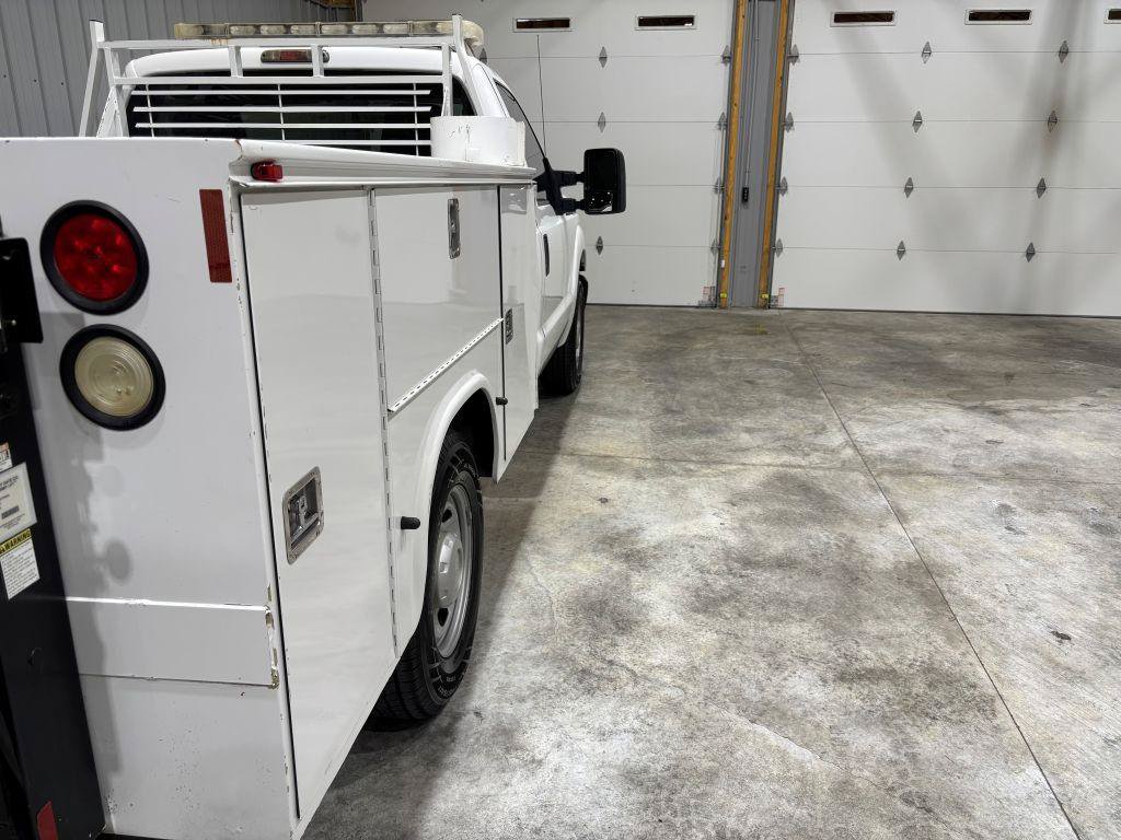 Used 2013 Ford F250 XL RWD image 10