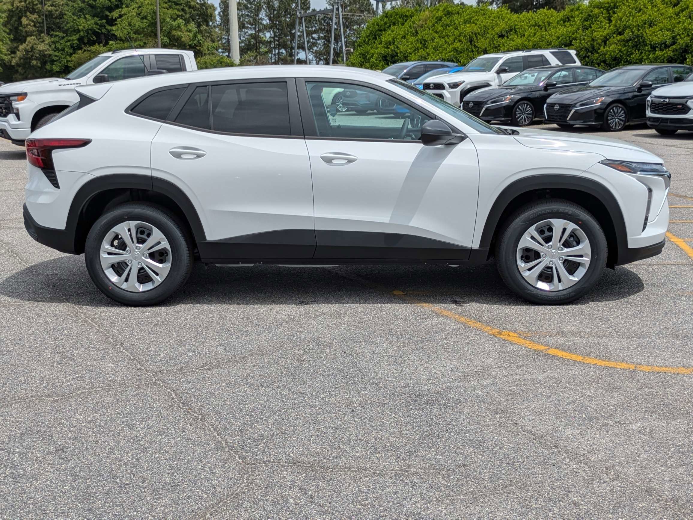 New 2026 Chevrolet Trax LS FWD image 3
