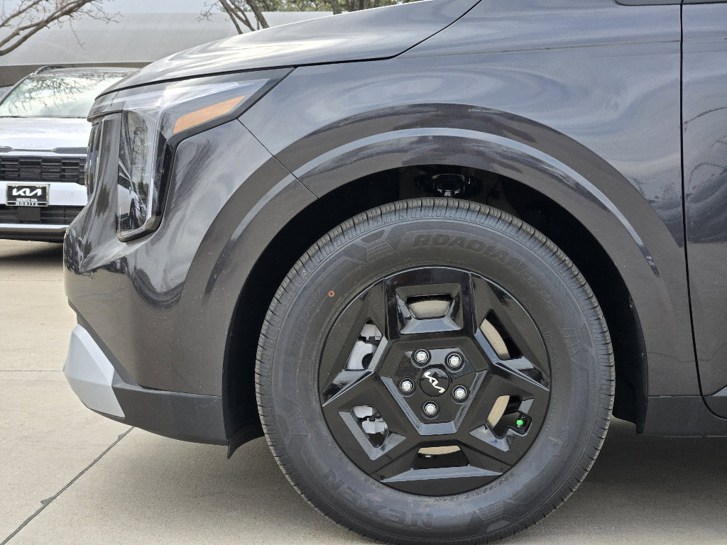 New 2026 Kia Carnival LX image 5