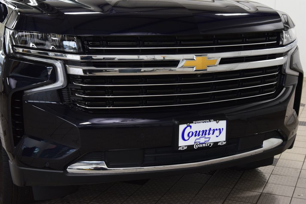 Used 2023 Chevrolet Tahoe LT w/ Luxury Package AWD/4WD image 13