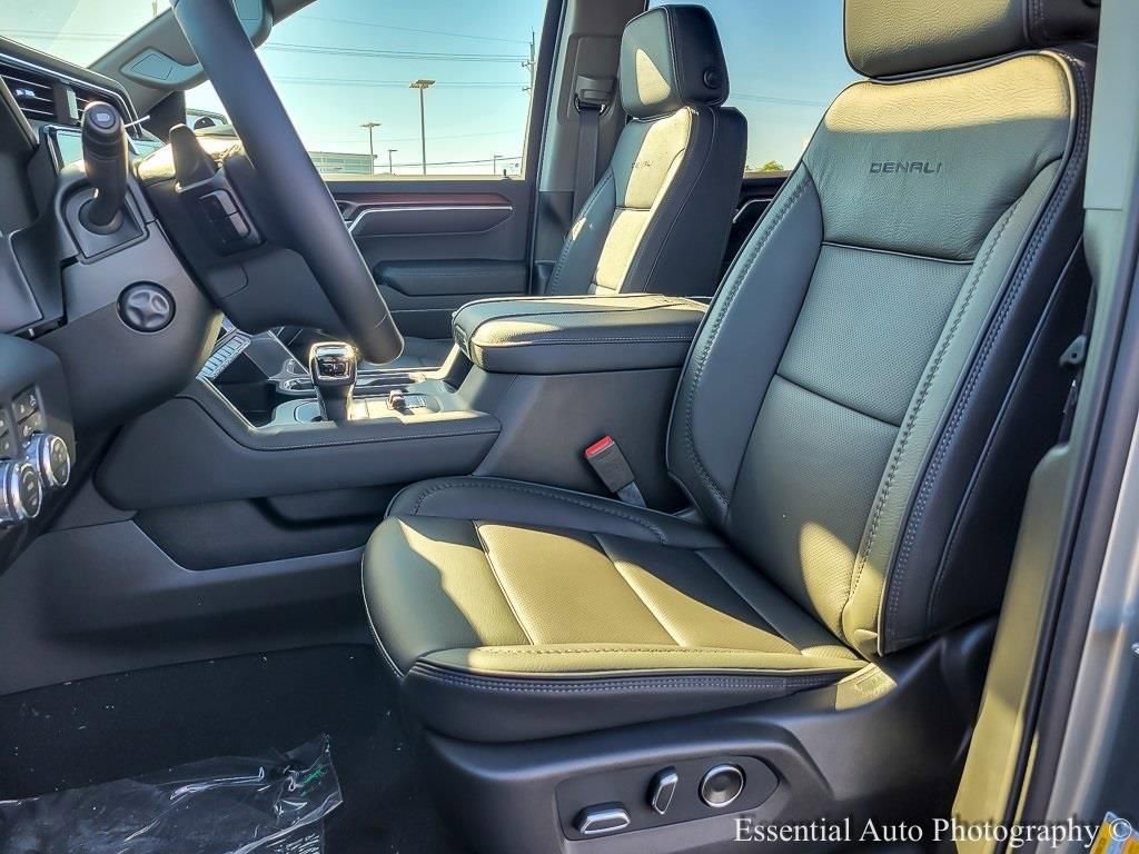 New 2026 GMC Sierra 1500 Denali image 9
