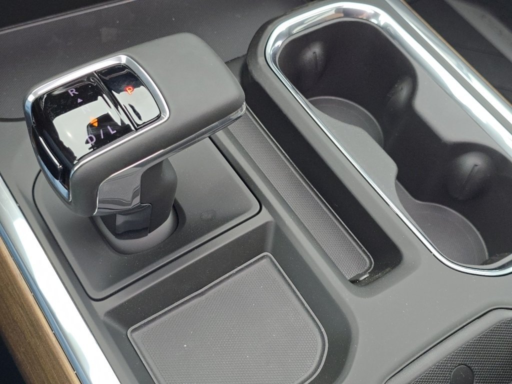 New 2026 Chevrolet Silverado 1500 High Country AWD/4WD image 7