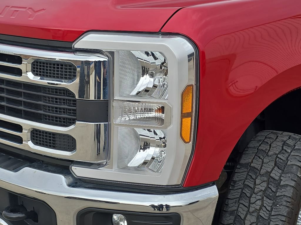 Used 2024 Ford F250 XLT w/ Camper Package image 30