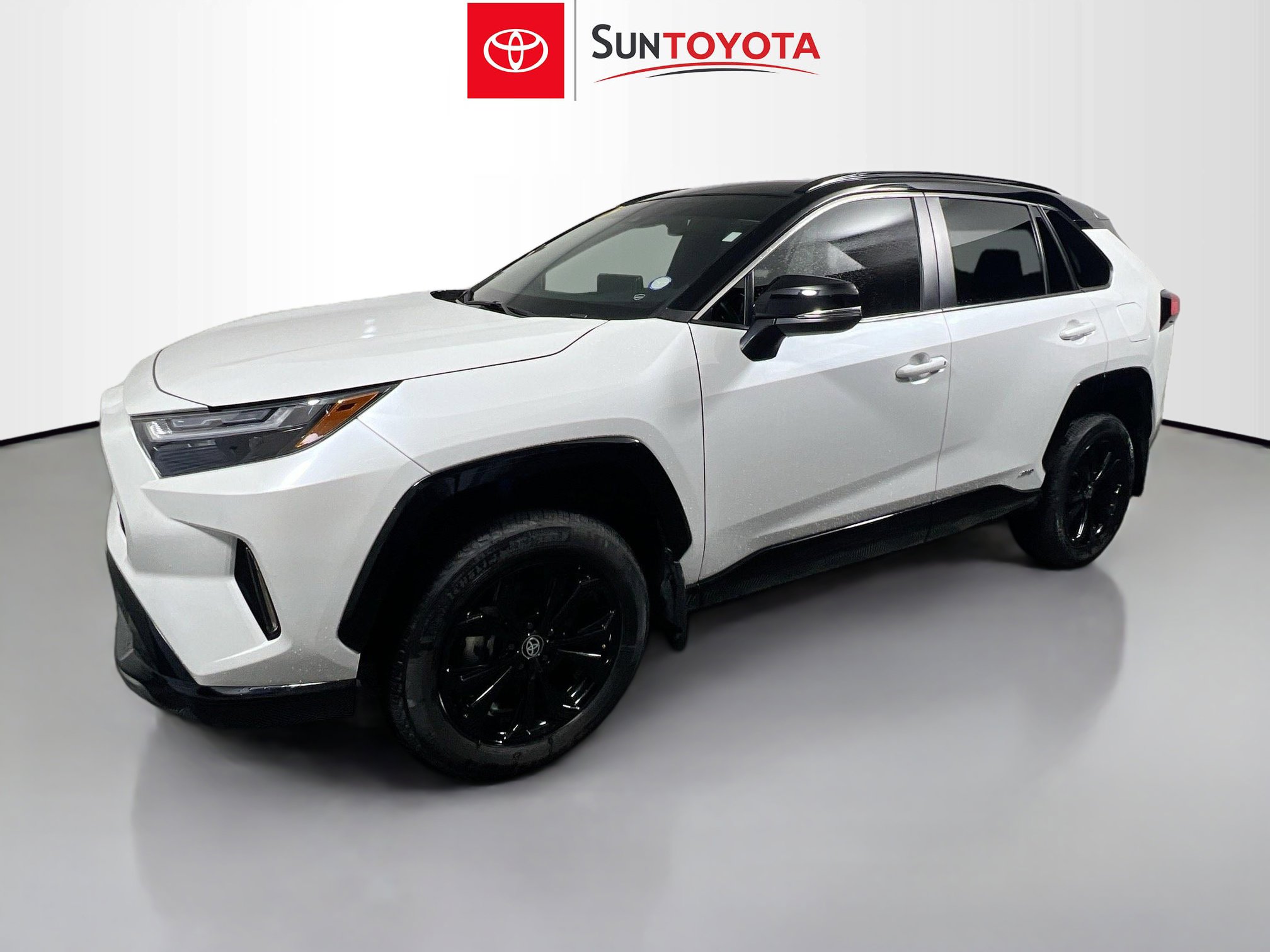 Used 2024 Toyota RAV4 XSE image 9