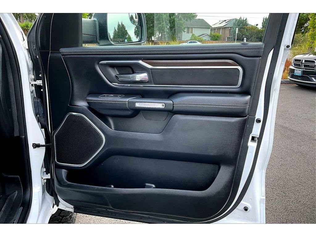 Used 2021 RAM 1500 Laramie AWD/4WD image 23