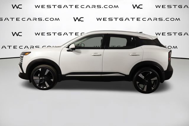 Used 2025 Nissan Kicks SR FWD image 5