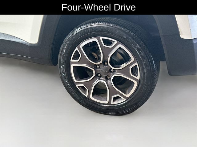 Used 2015 Jeep Renegade Limited w/ Safety & Security Group I AWD/4WD image 7