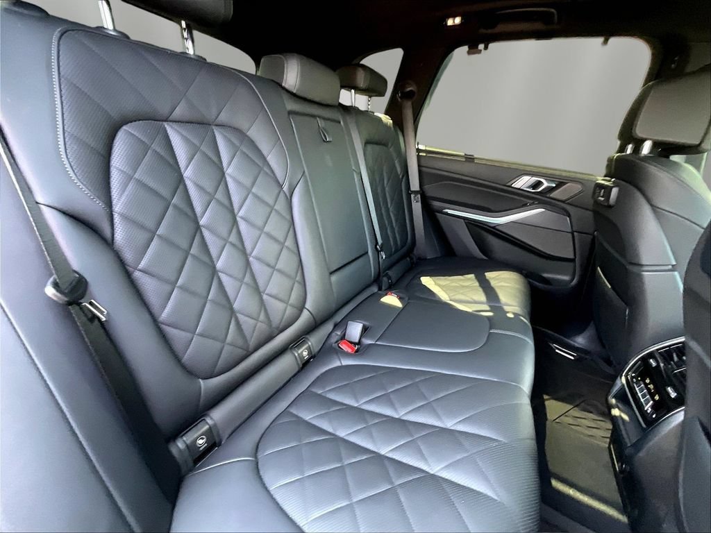 Used 2023 BMW X5 M50i w/ Climate Comfort Package AWD/4WD image 24