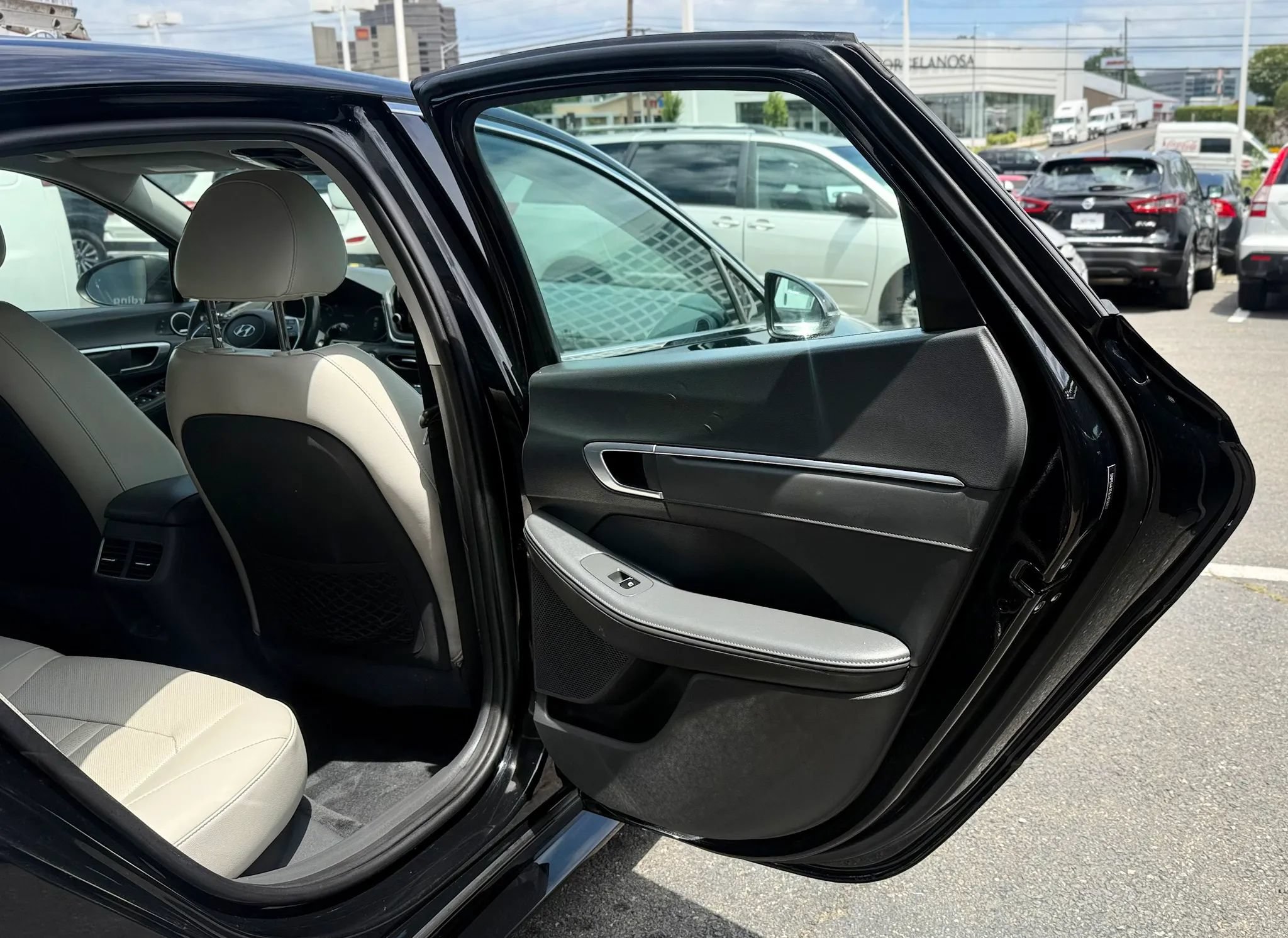 Used 2020 Hyundai Sonata Limited w/ Cargo Package FWD image 31