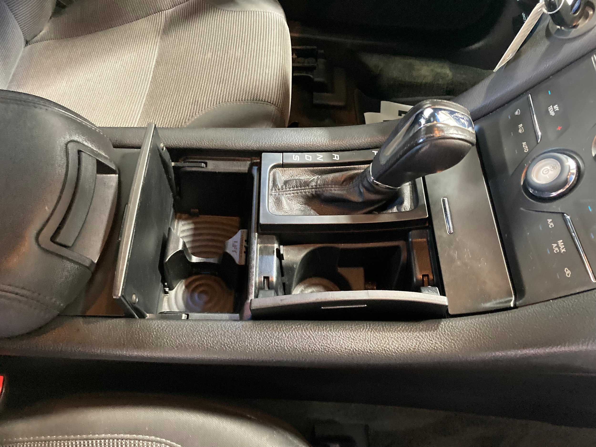 Used 2013 Ford Taurus SEL FWD image 5