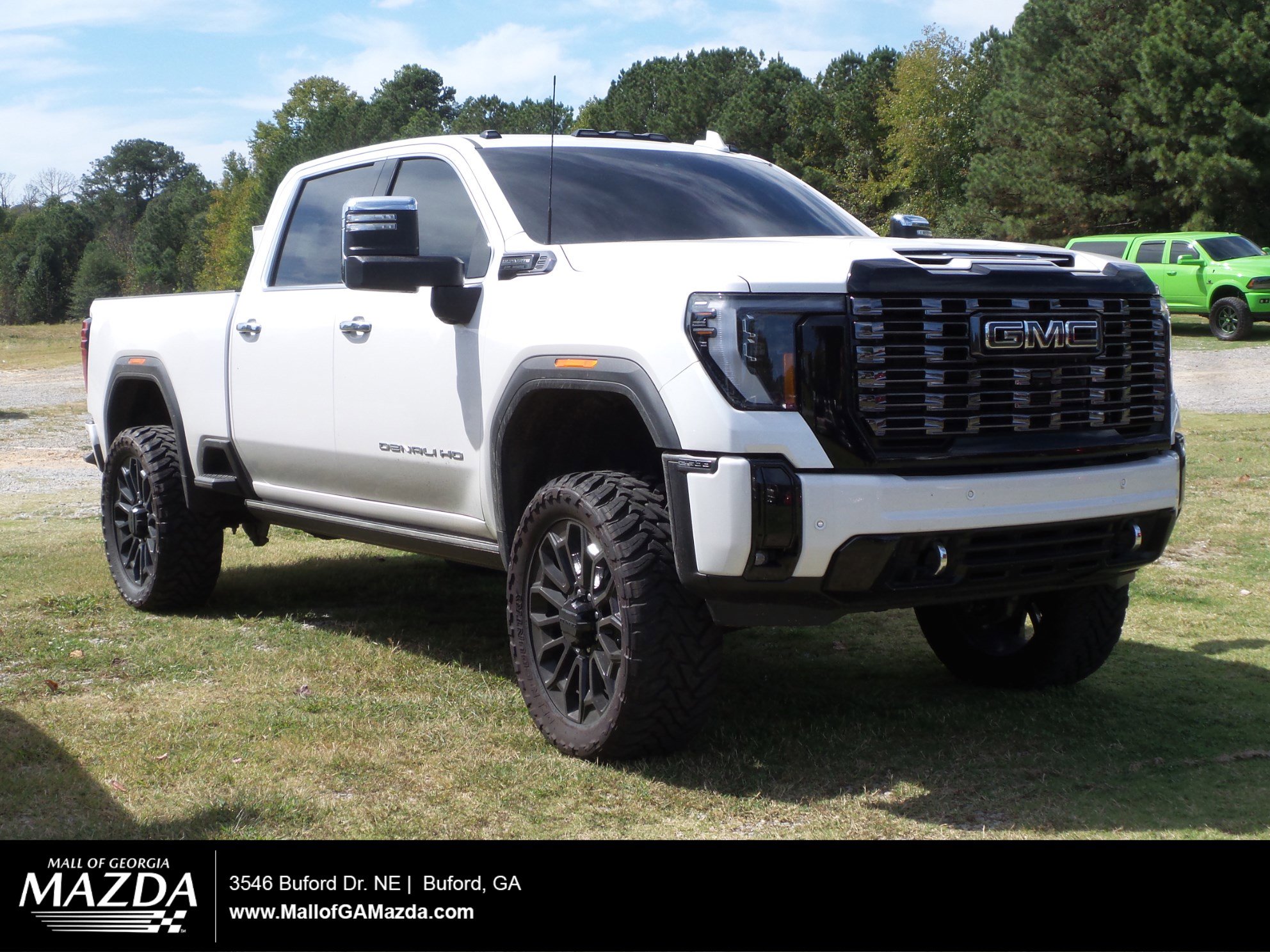 Used 2025 GMC Sierra 2500 Denali Ultimate image 1