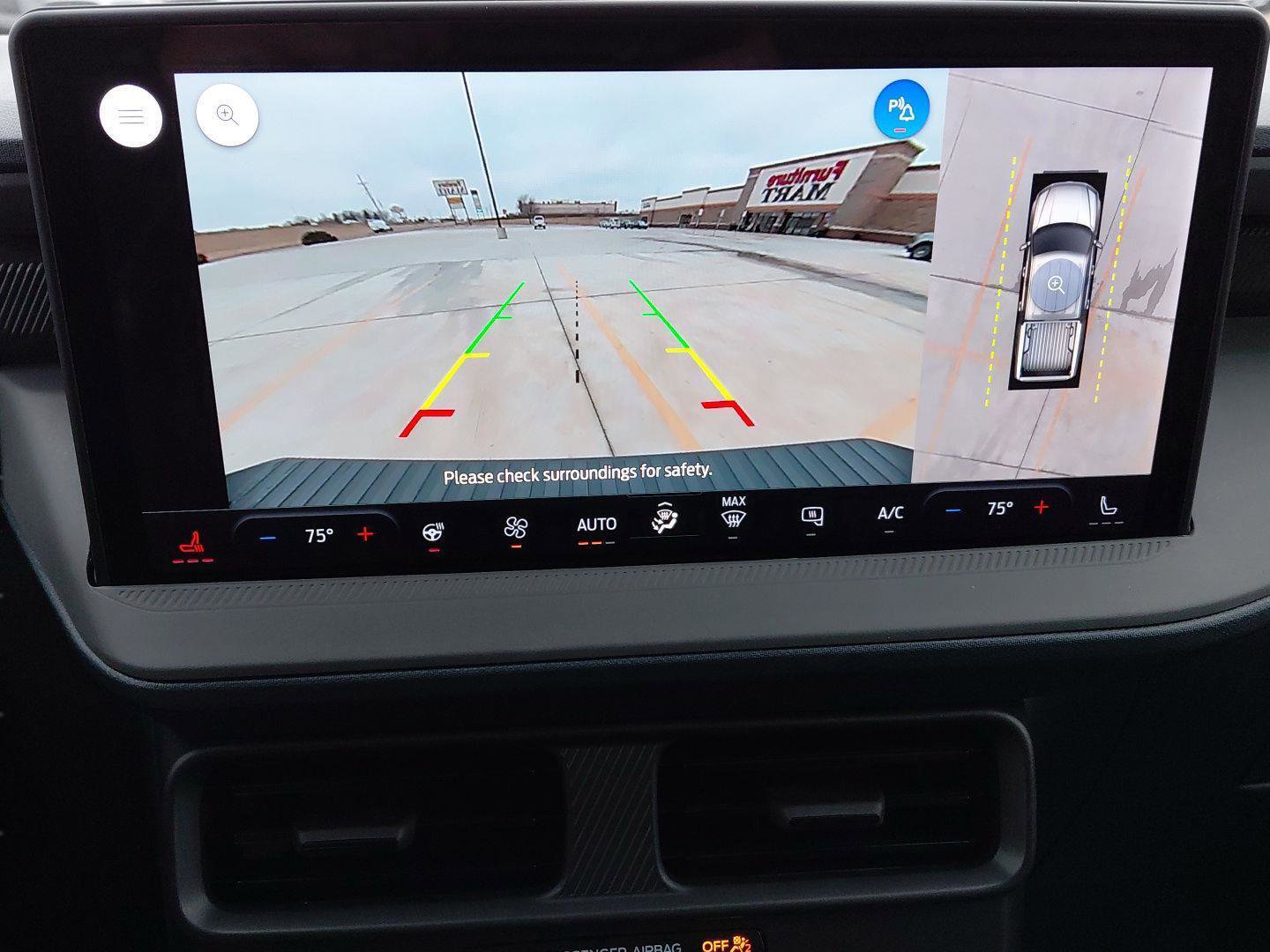 New 2026 Ford Maverick Lariat w/ Black Appearance Package image 31