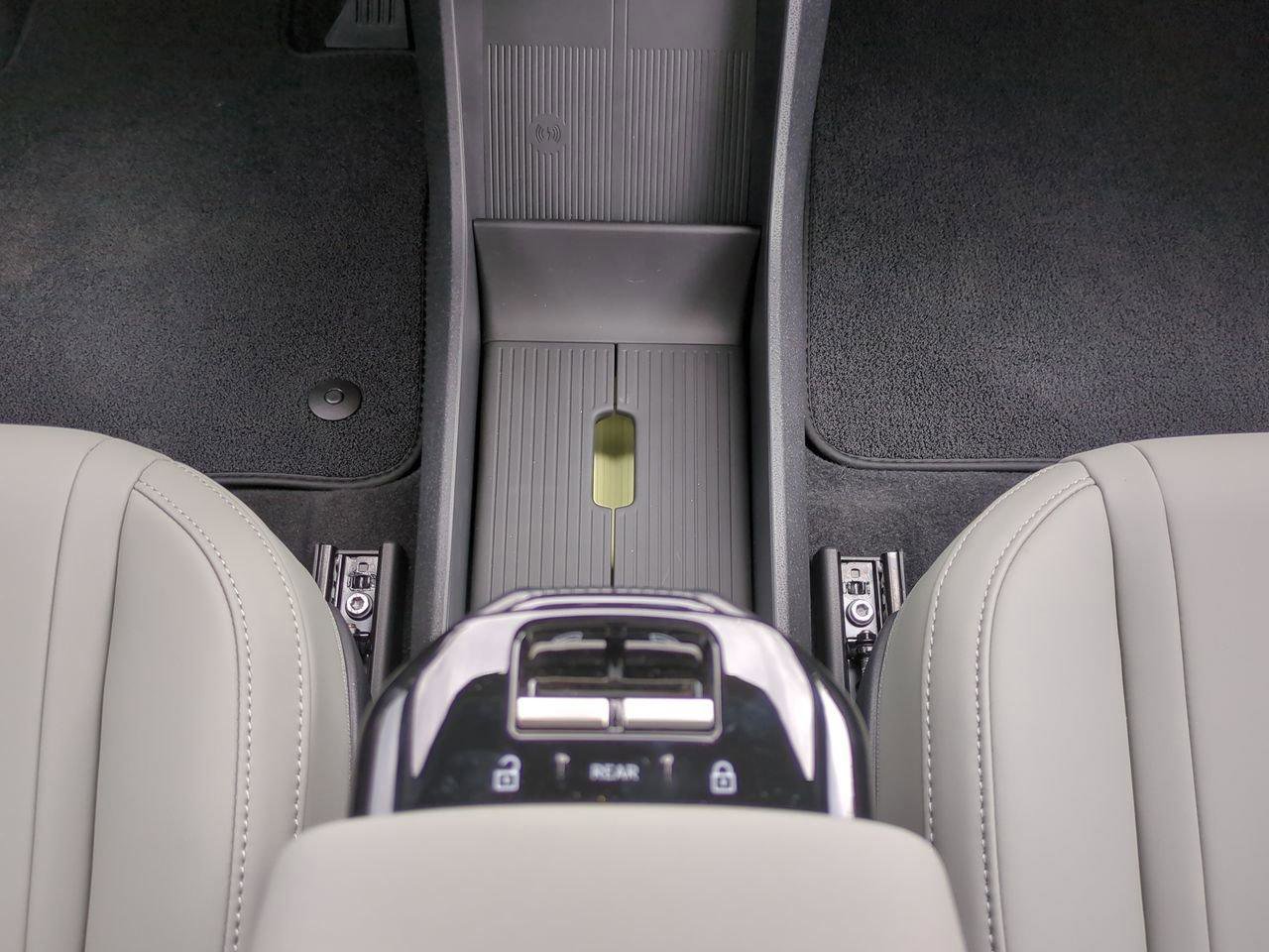 New 2026 Volvo EX30 Cross Country Ultra w/ Protection Package Premier image 15