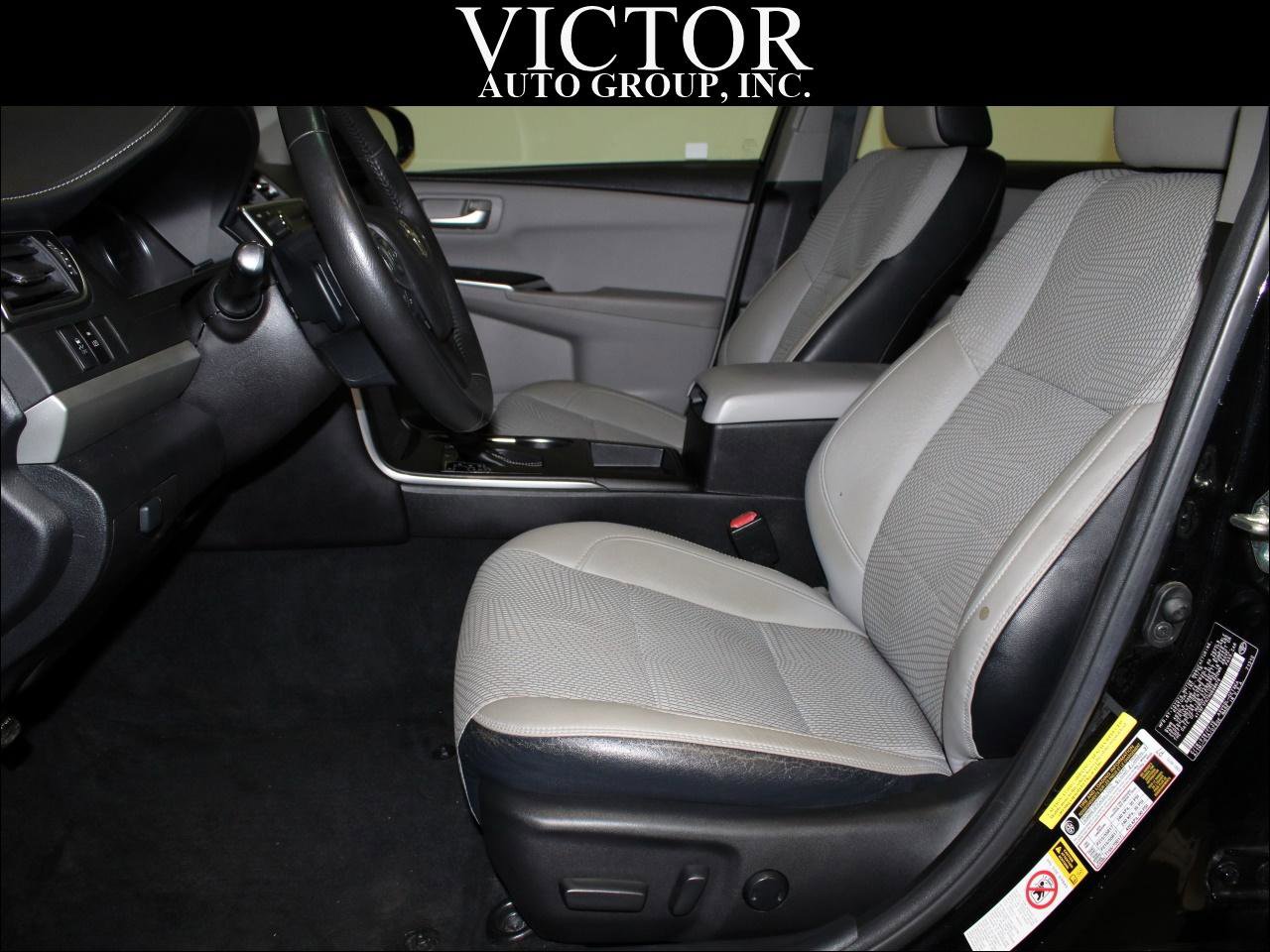 Used 2017 Toyota Camry SE image 17