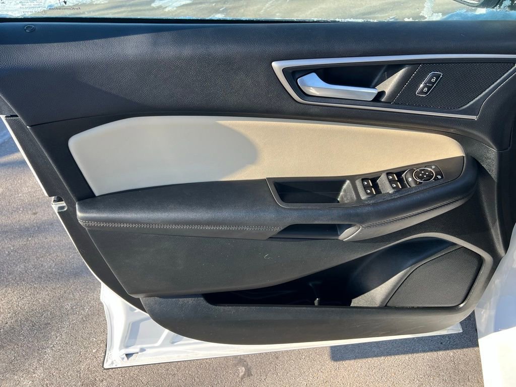 Used 2023 Ford Edge SEL w/ Convenience Package image 15