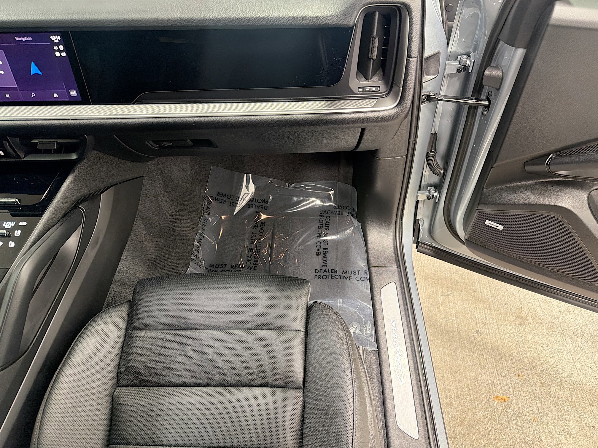 Certified 2026 Porsche Cayenne E-Hybrid AWD/4WD image 18