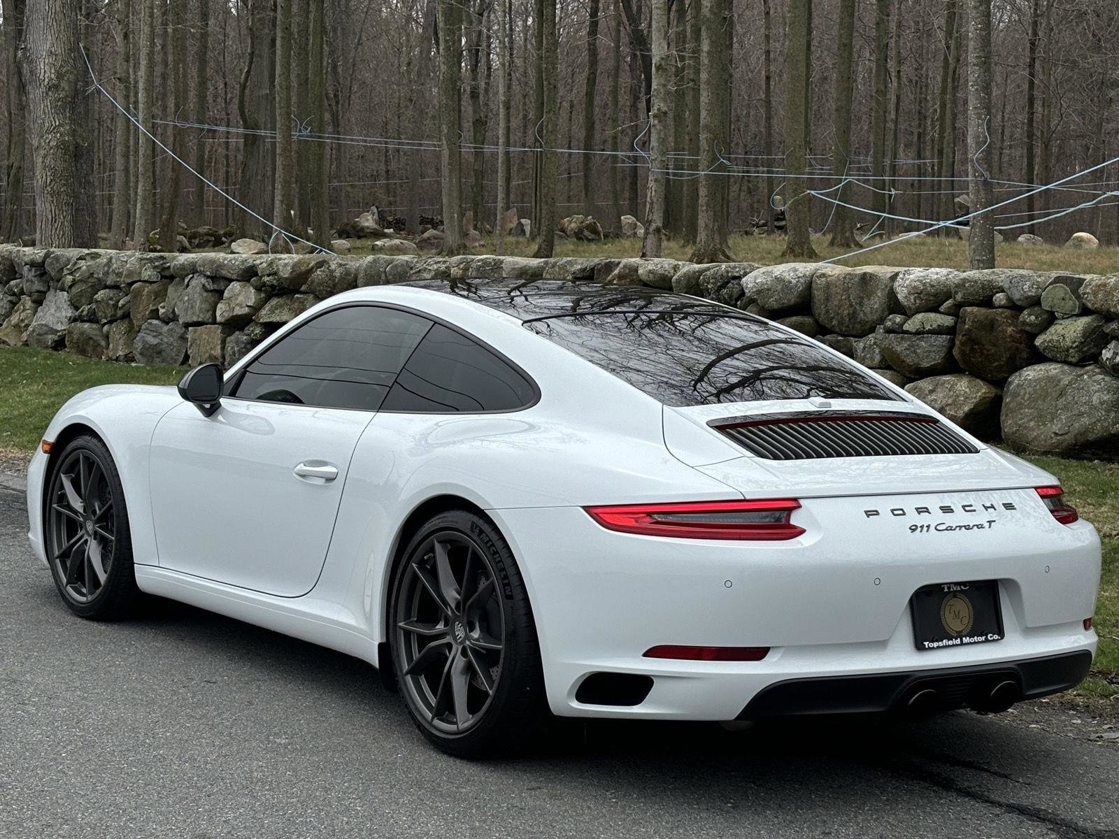 Used 2018 Porsche 911 Carrera T RWD image 16