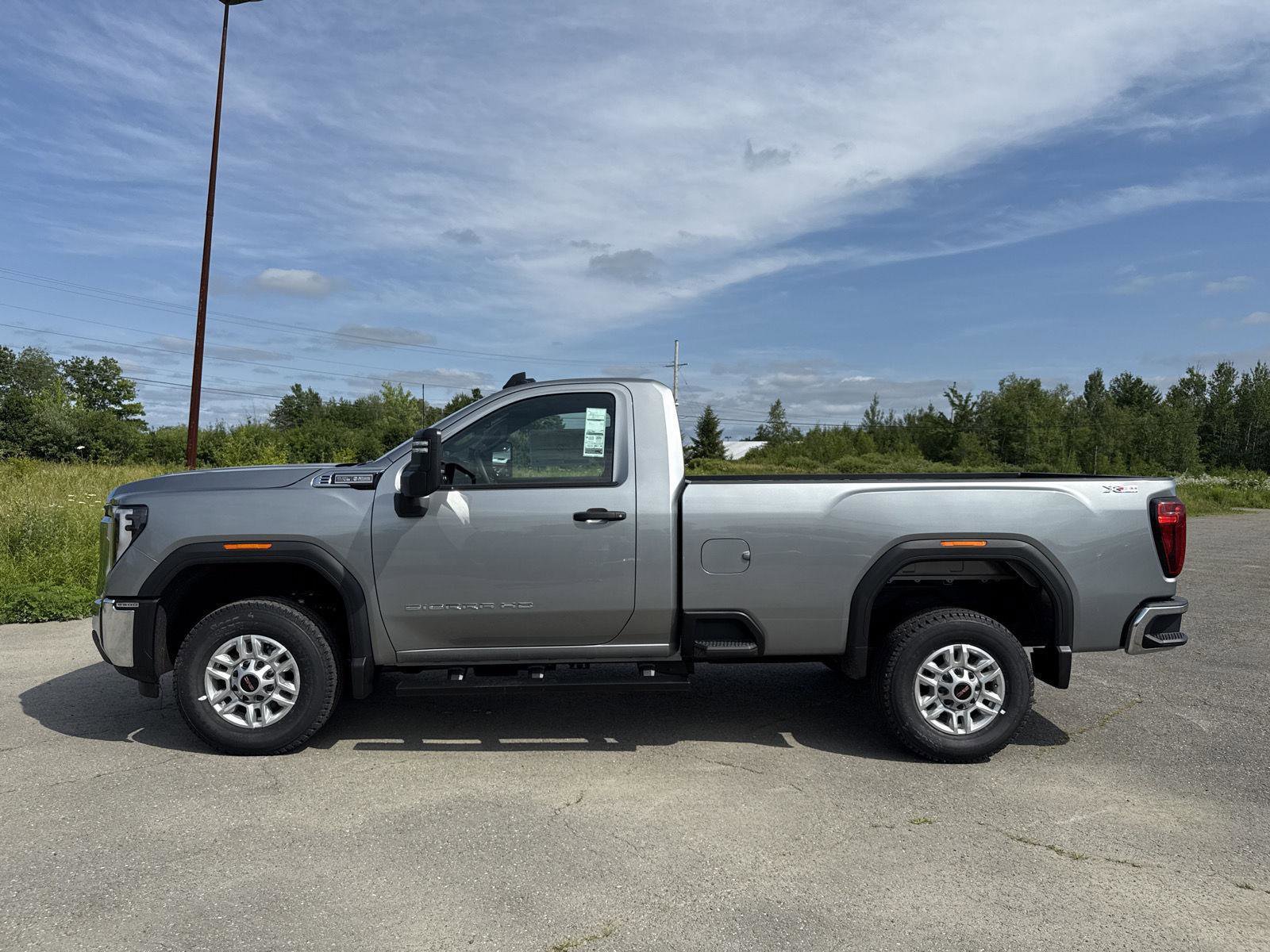 New 2025 GMC Sierra 2500 Pro w/ Convenience Package image 16