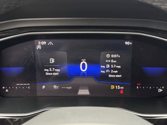 Used 2022 Volkswagen Jetta SE w/ Panoramic Sunroof Package FWD image 13
