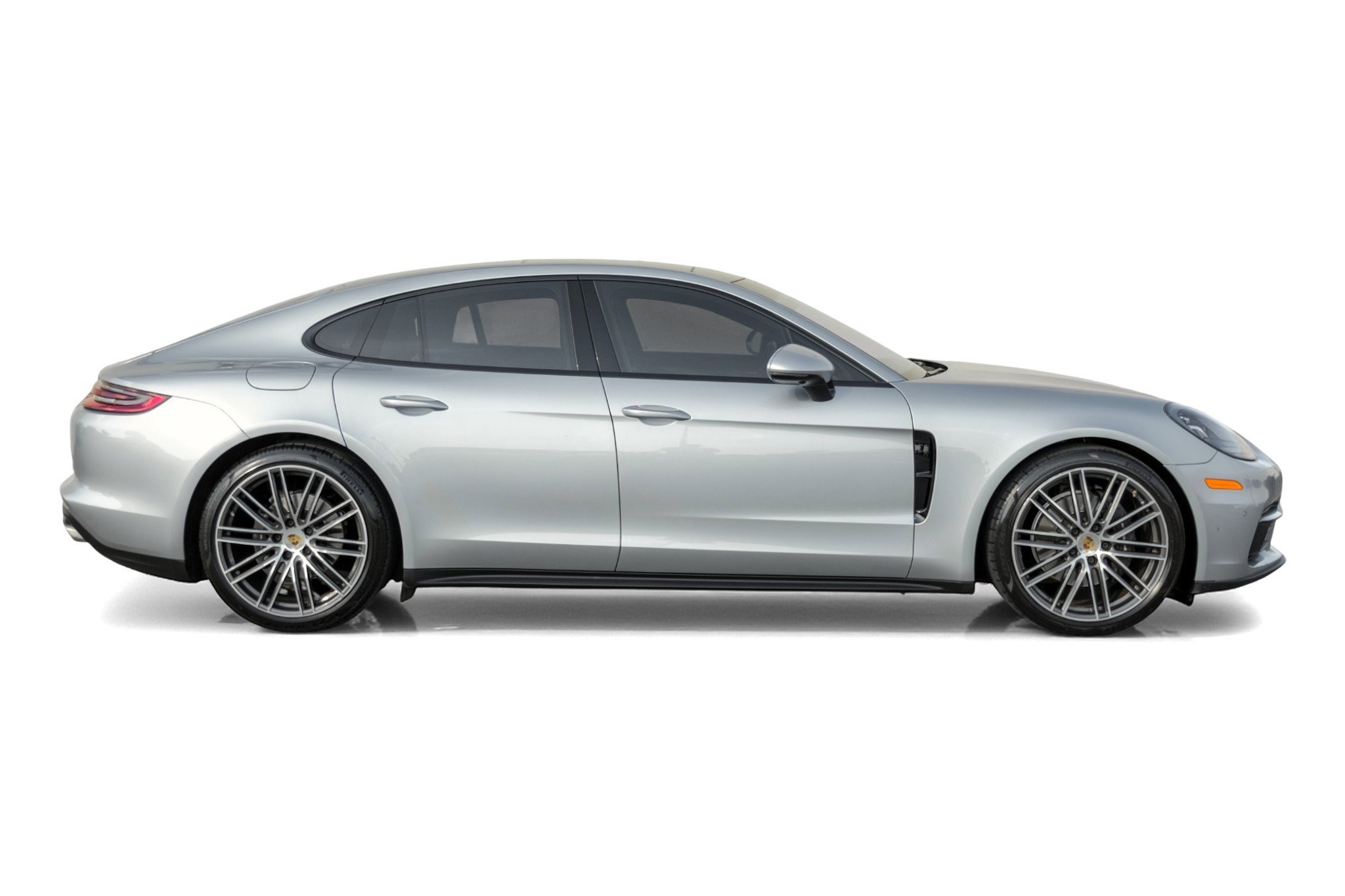 Used 2018 Porsche Panamera image 6