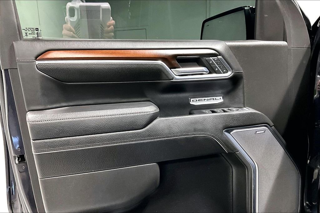 Used 2024 GMC Sierra 1500 Denali w/ Denali Reserve Package image 21