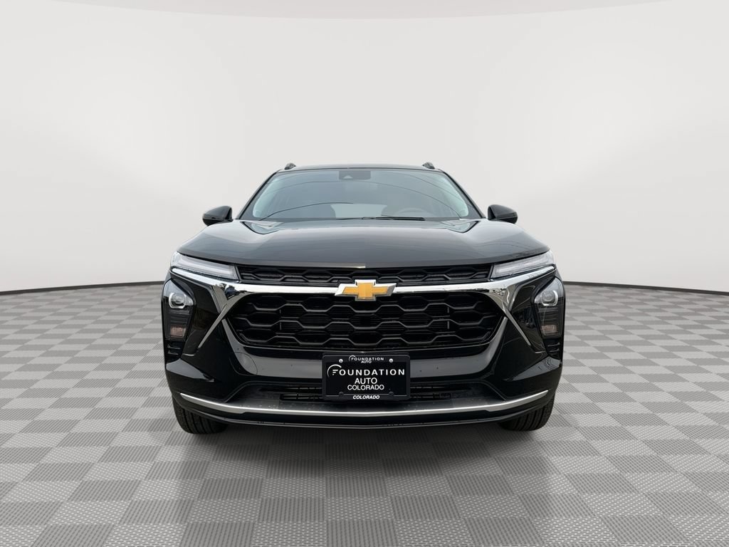 New 2026 Chevrolet Trax LT w/ Driver Confidence Package FWD image 3