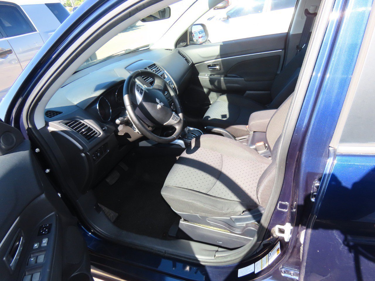 Used 2012 Mitsubishi Outlander Sport SE image 24