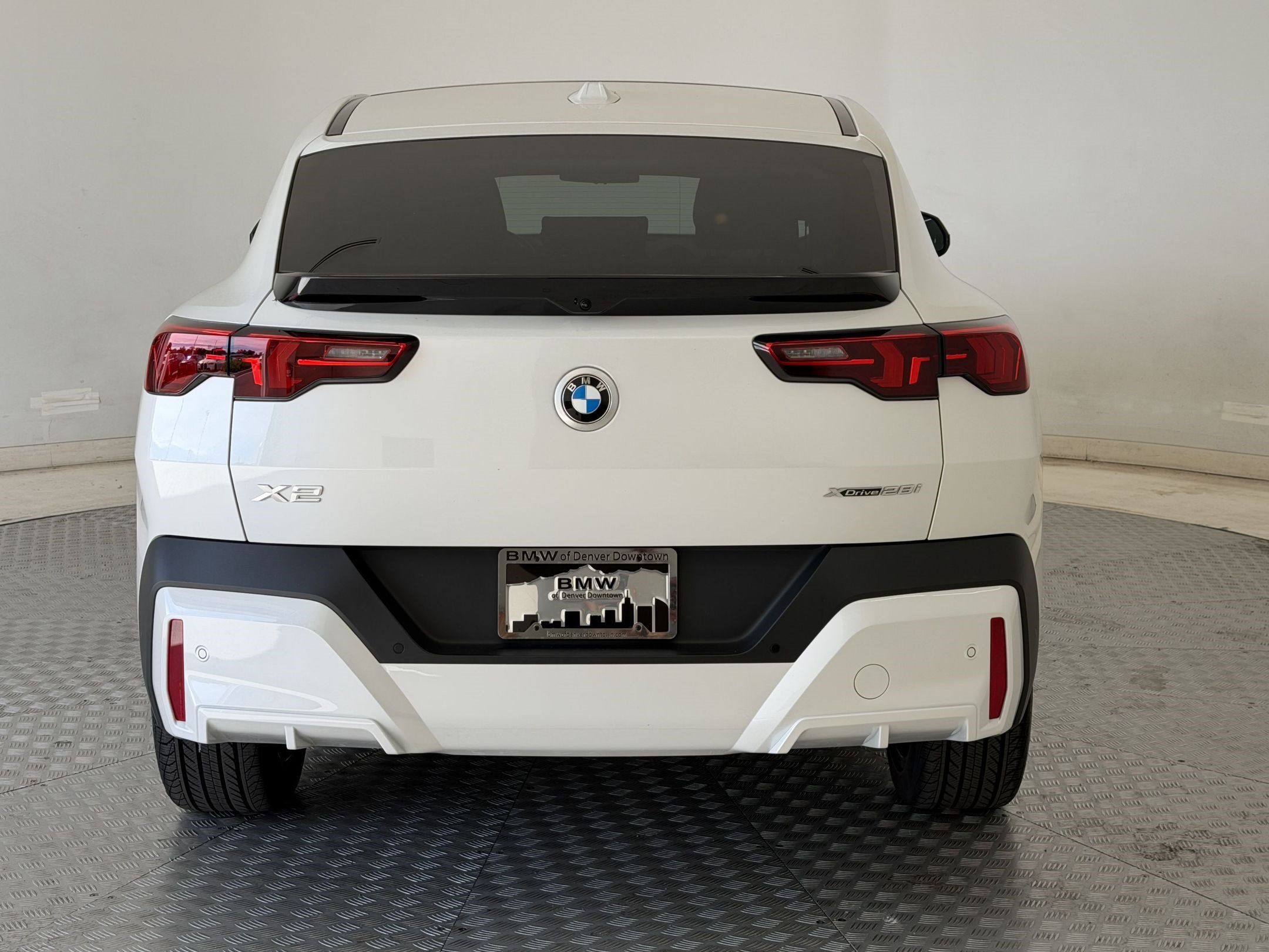 Used 2026 BMW X2 xDrive28i w/ Technology Package AWD/4WD image 10