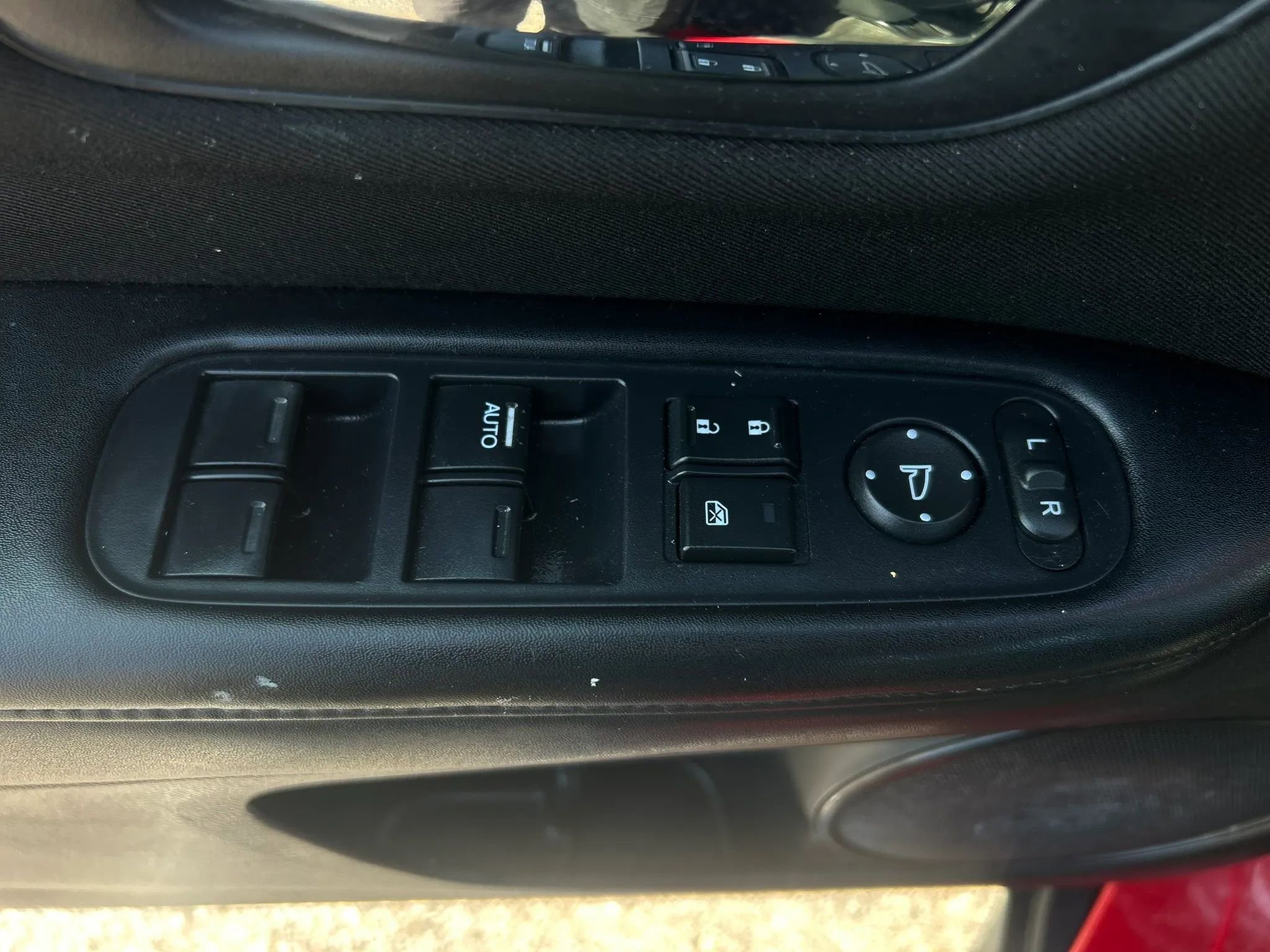 Used 2017 Honda HR-V LX image 19