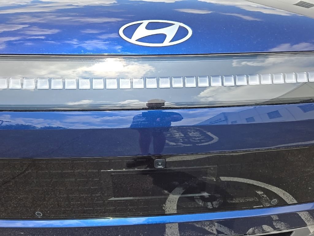 New 2026 Hyundai Ioniq 9 SEL image 12