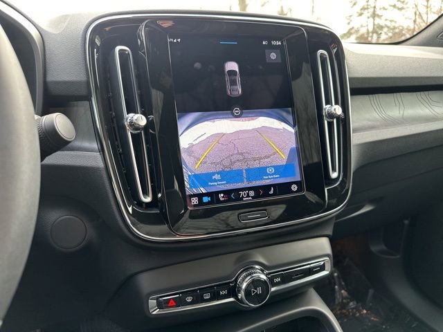 Certified 2023 Volvo C40 P8 Recharge Ultimate w/ Protection Package Premier image 23