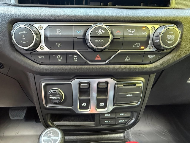Used 2026 Jeep Wrangler Sport AWD/4WD image 20