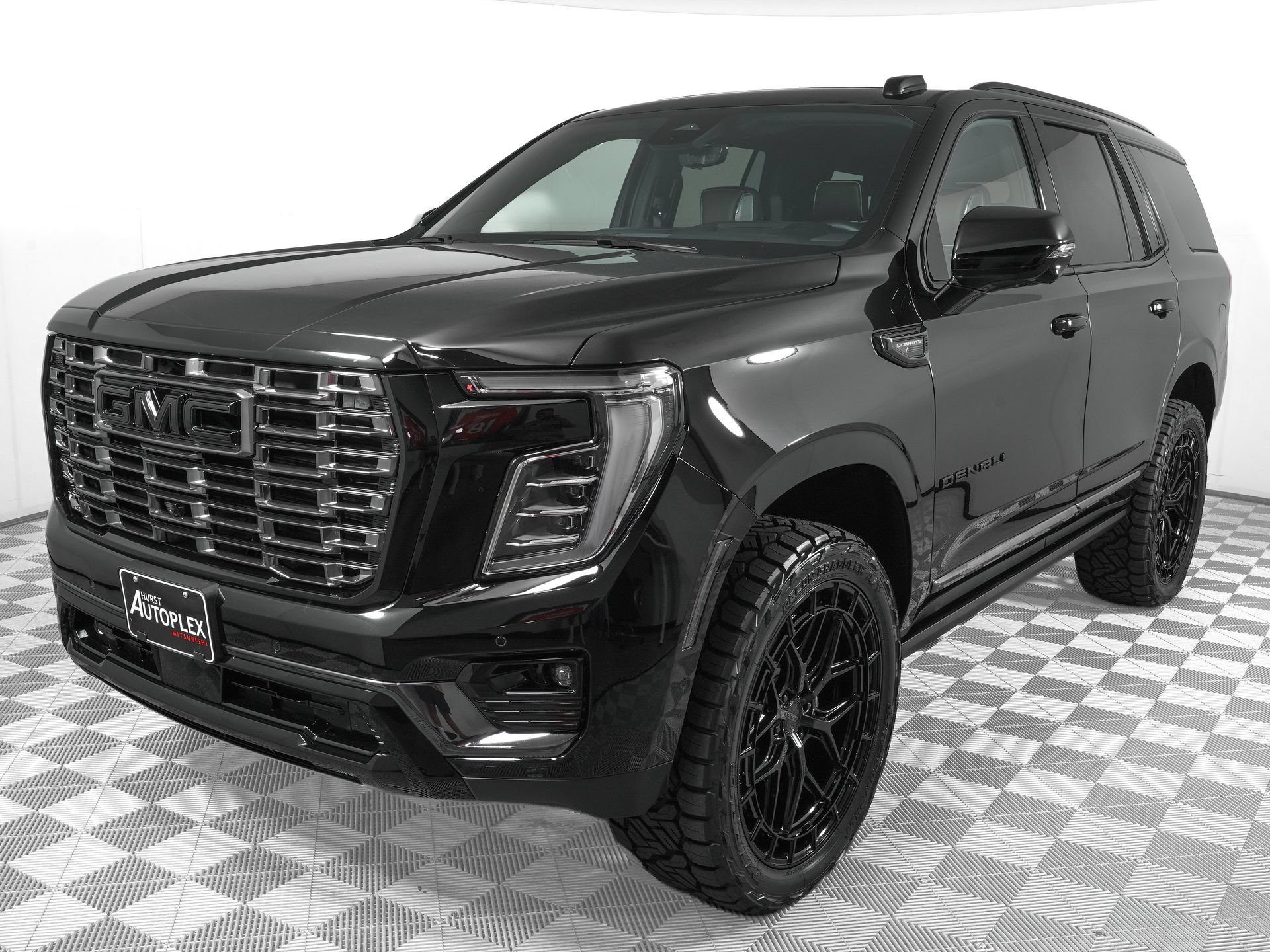 Used 2026 GMC Yukon Denali Ultimate AWD/4WD image 9