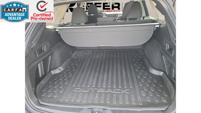 Used 2023 Subaru Outback Premium image 14