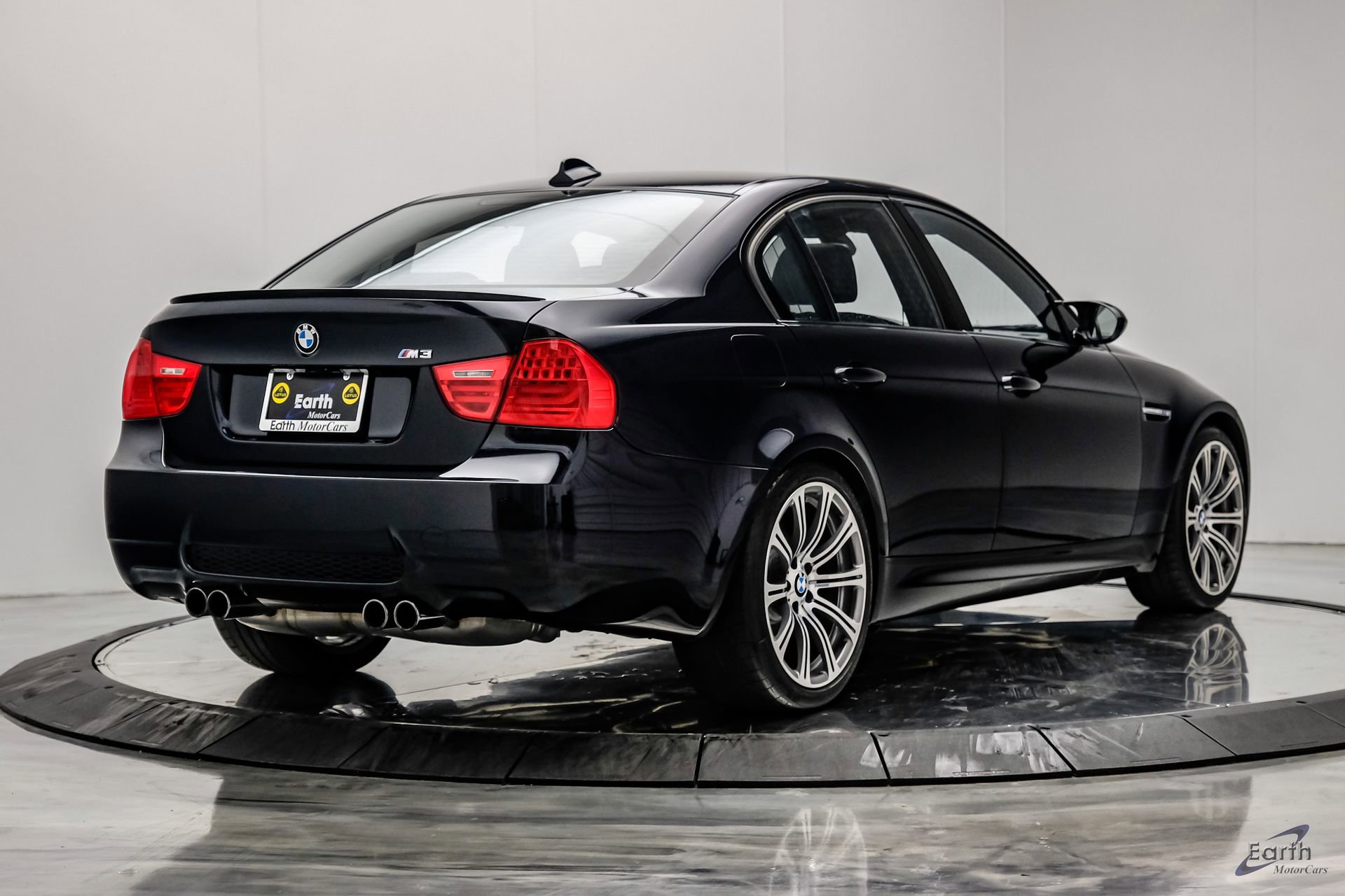 Used 2011 BMW M3 Sedan RWD image 17
