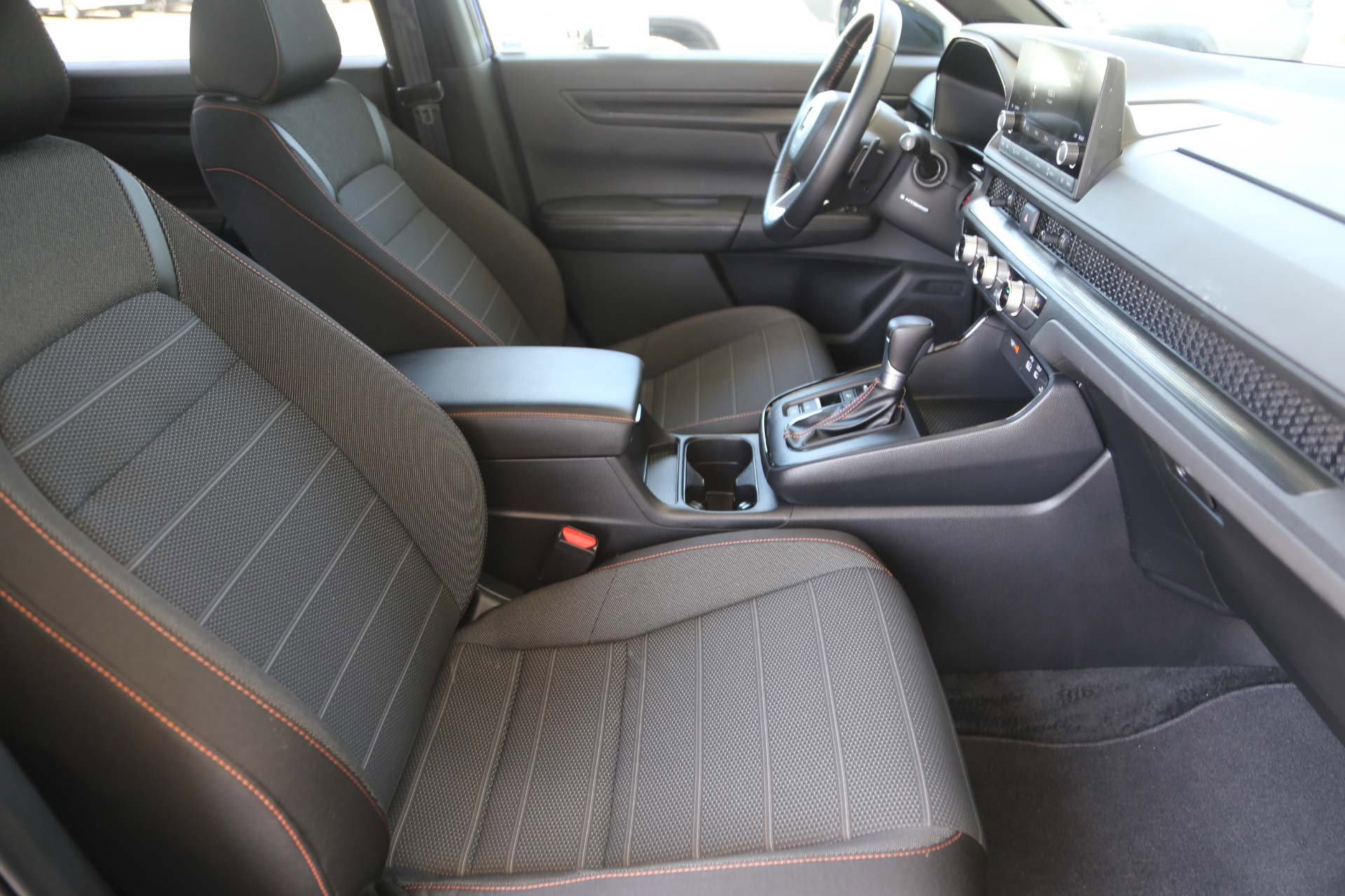 Certified 2025 Honda CR-V Sport image 18