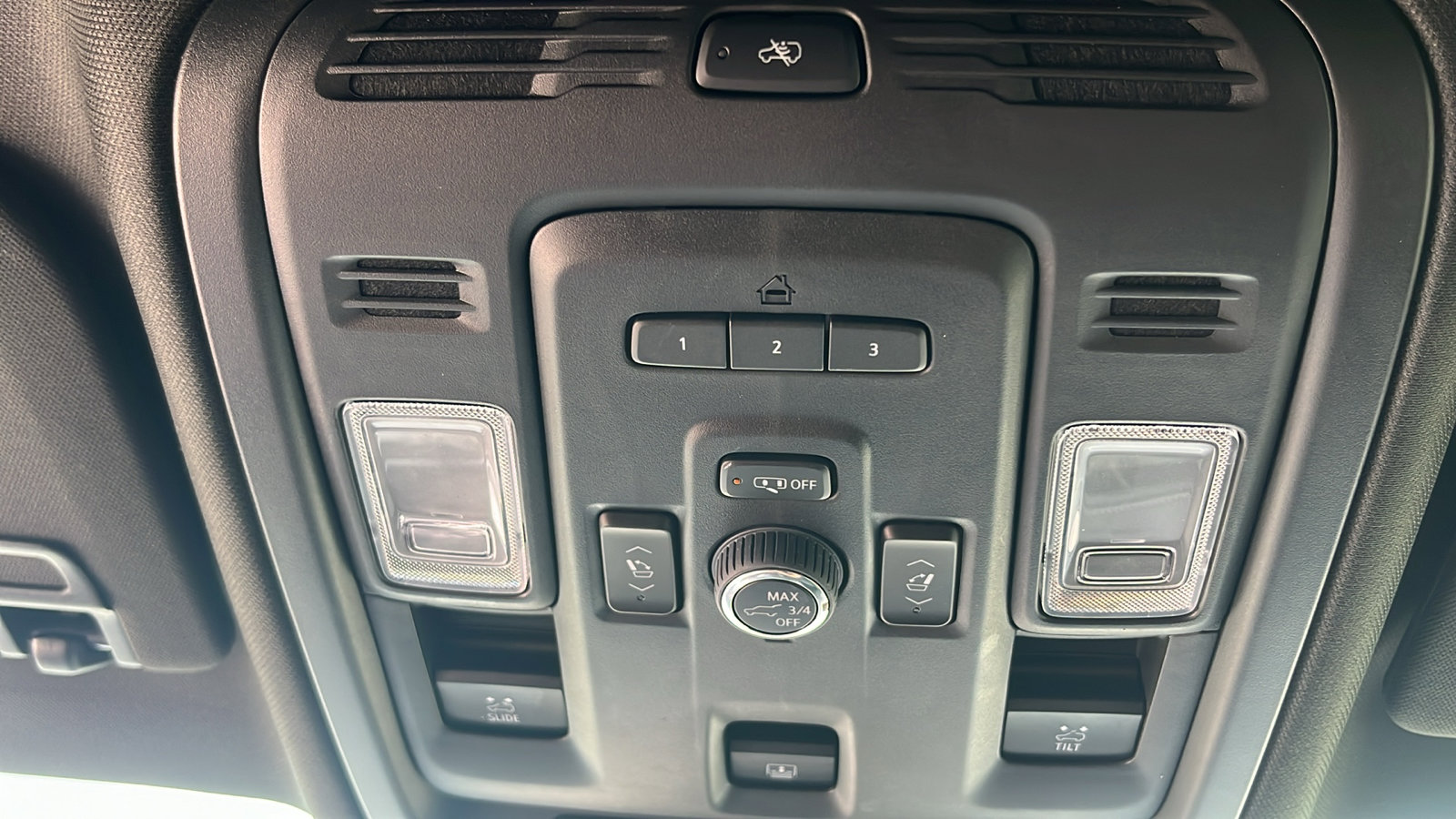 New 2024 Cadillac Escalade Premium Luxury image 16