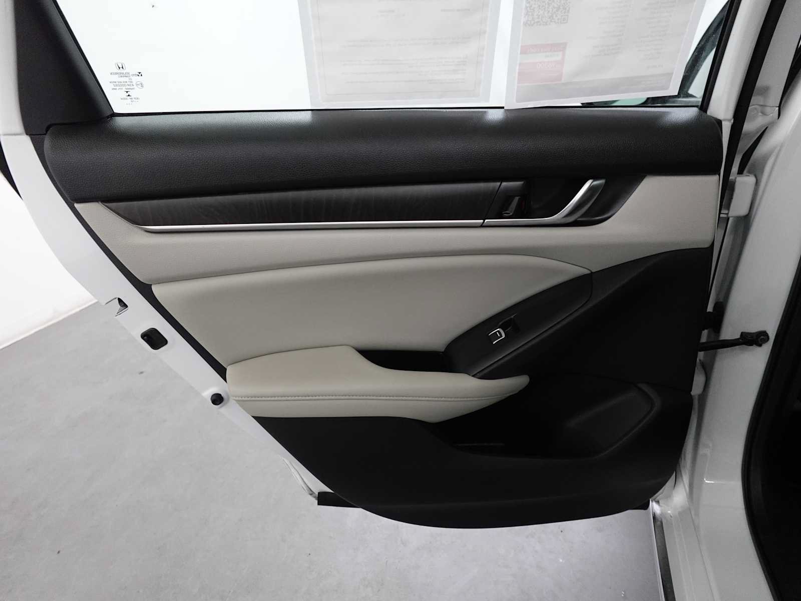 Certified 2019 Honda Accord EX-L image 24